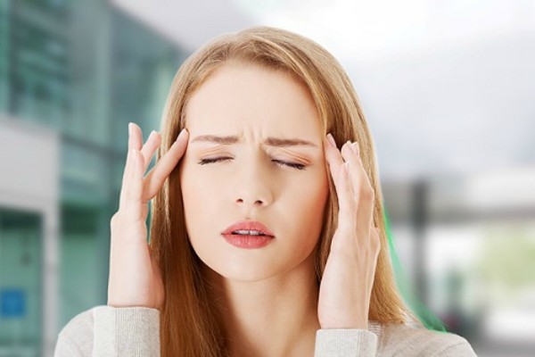 Váng đầu là triệu chứng dễ thấy khi bạn tức giận.
